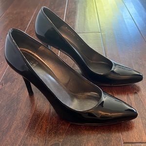 Stuart Weitzman Black pumps